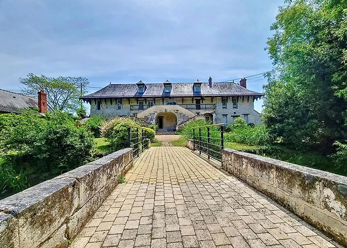 Domaine Jeanne De Laval